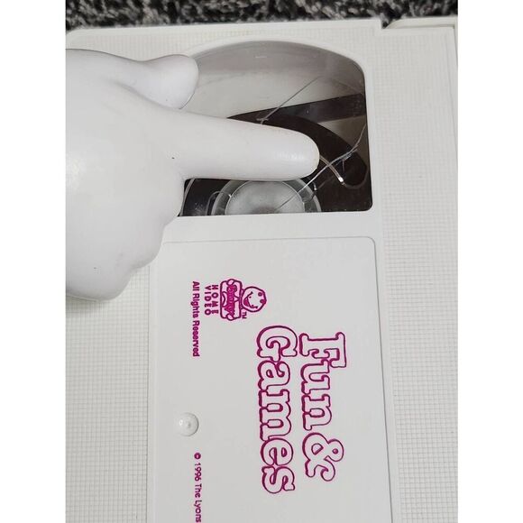 Barney VHS Collection - Picture 7 of 11